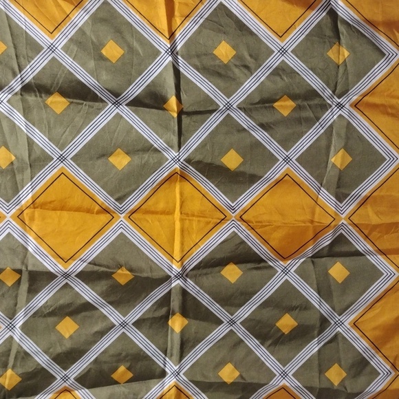 Pierre Balmain 100% Silk Scarf 23x23" Luxury Mustard & Olive Geometric Accessory - Picture 7 of 10
